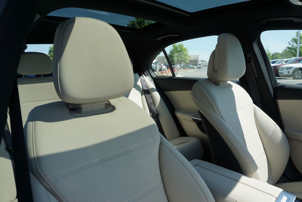 2025 Mercedes Benz C 300 photo 61