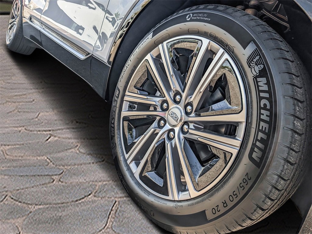 2026 Cadillac Lyriq Luxury photo 9