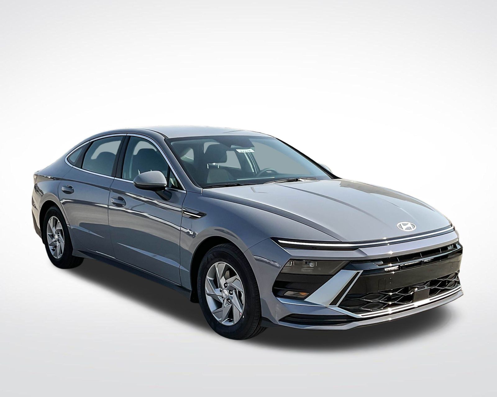 2025 Hyundai Sonata SE photo 3