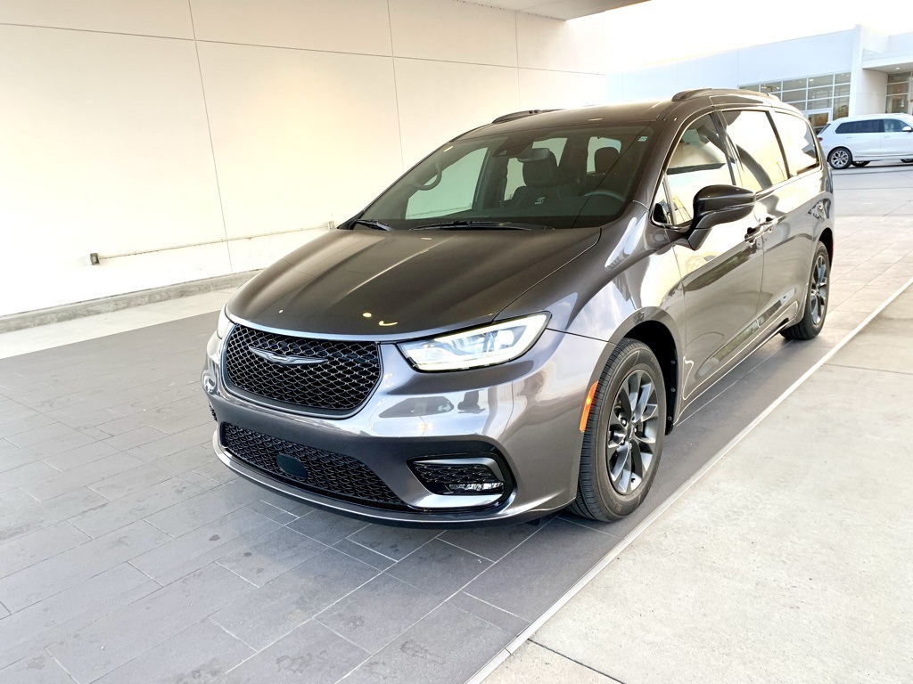 2021 Chrysler Pacifica Touring
