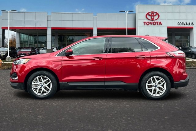 2022 Ford Edge SEL photo 7