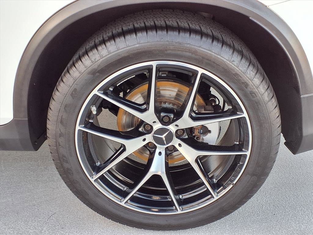 2021 Mercedes Benz GLC 43 AMG 4MATIC photo 22