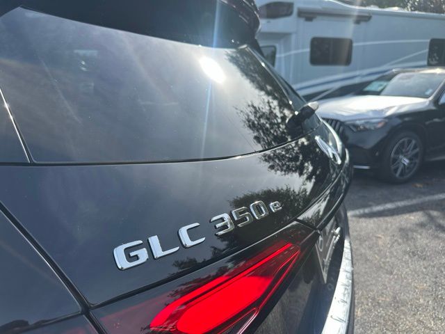 2026 Mercedes Benz GLC 350e 4MATIC photo 11