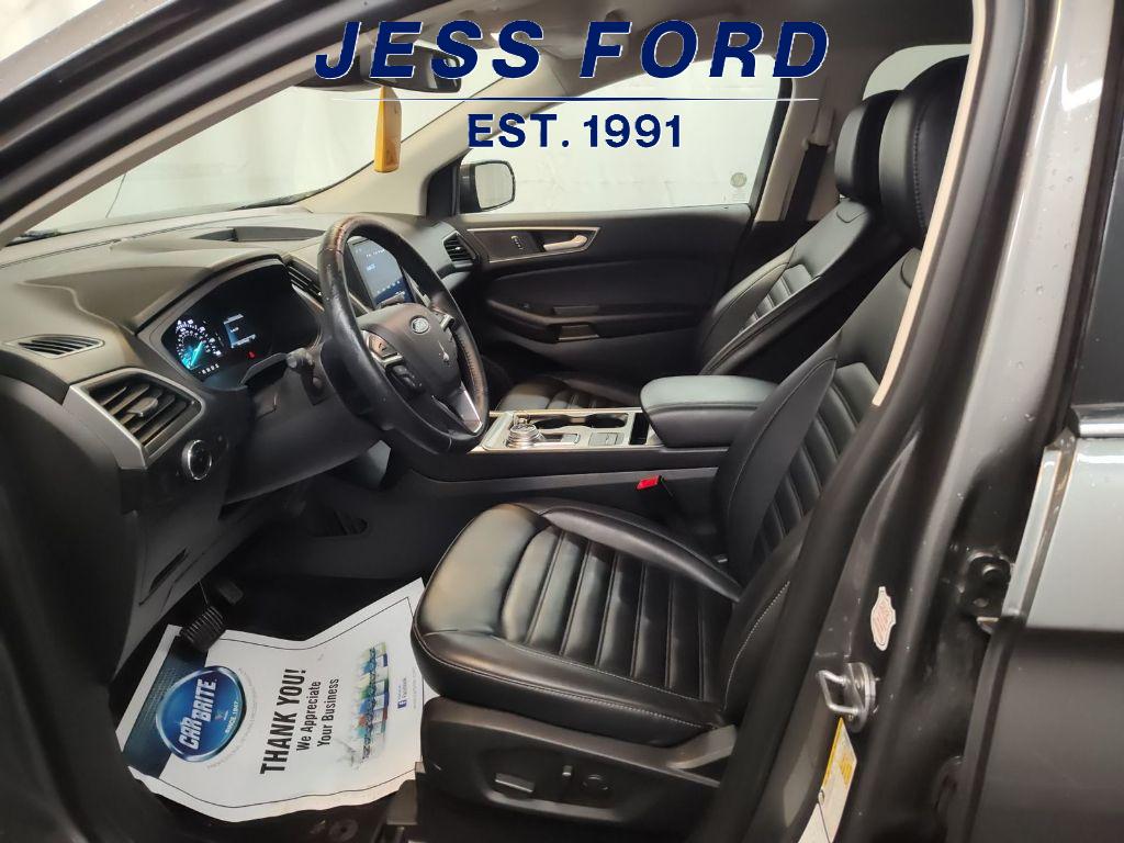 2024 Ford Edge SEL photo 5