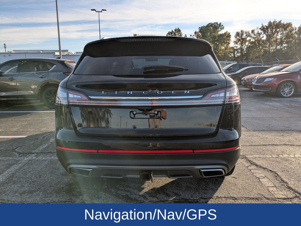 2021 Lincoln Nautilus Reserve photo 2