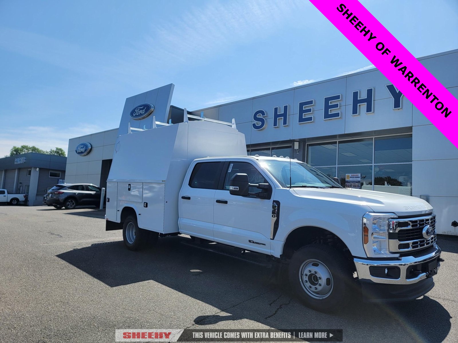 2025 Ford F-350 Super Duty Chassis Cab XL's photo