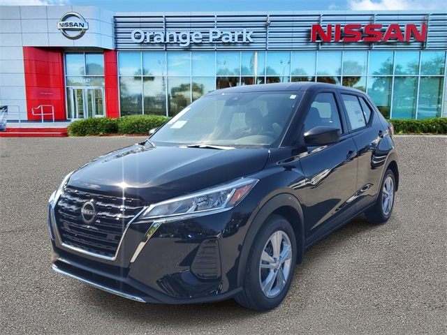 2025 Nissan Kicks Play S photo 4