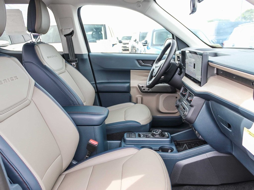 2025 Ford Maverick Lariat photo 14