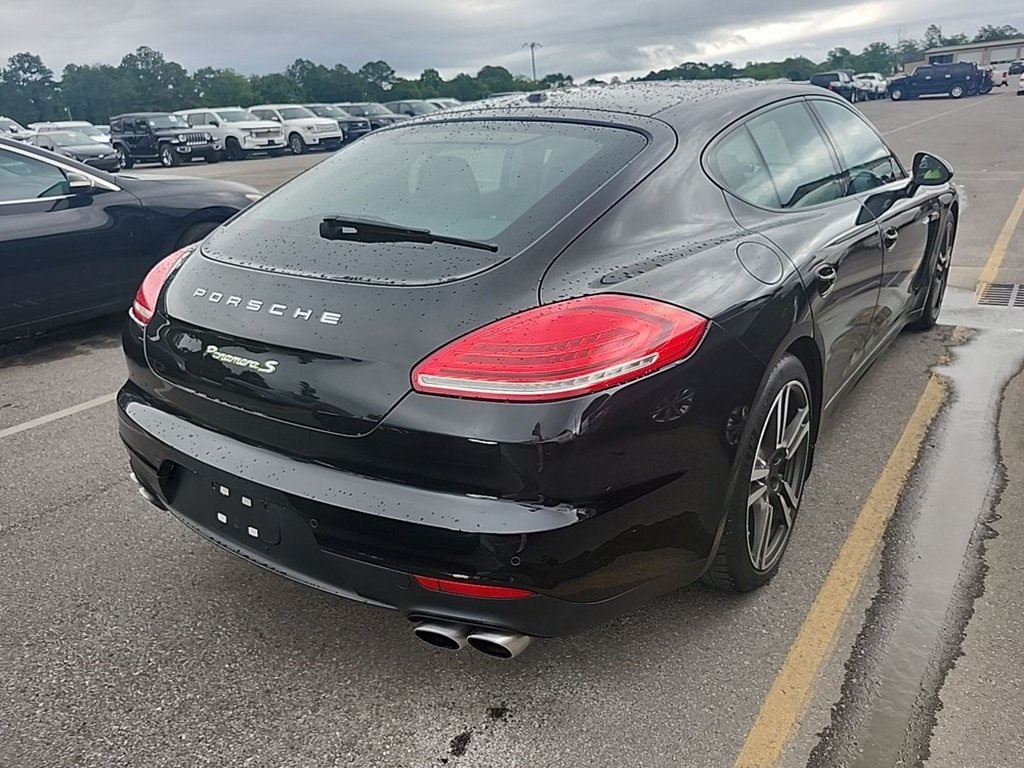 2014 Porsche Panamera E-Hybrid S photo 4