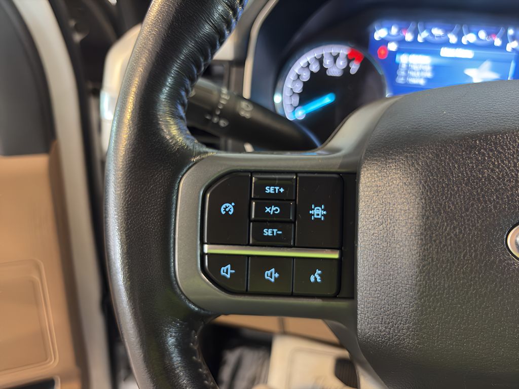 2022 Ford F-150 XLT photo 18