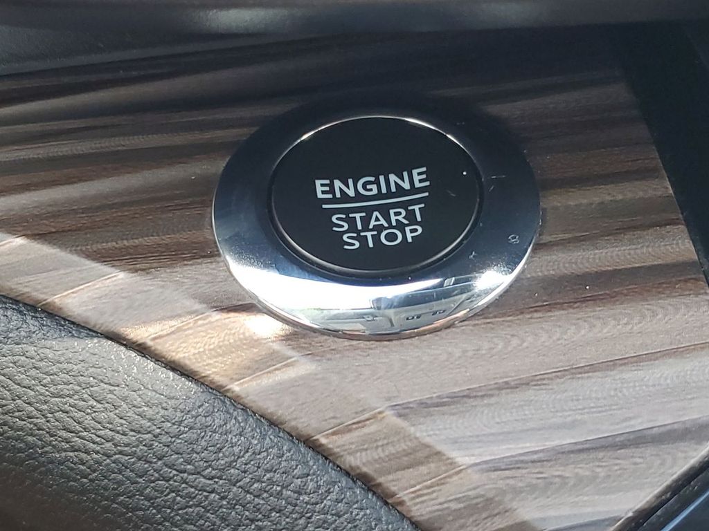 2023 Ford Explorer Limited photo 35