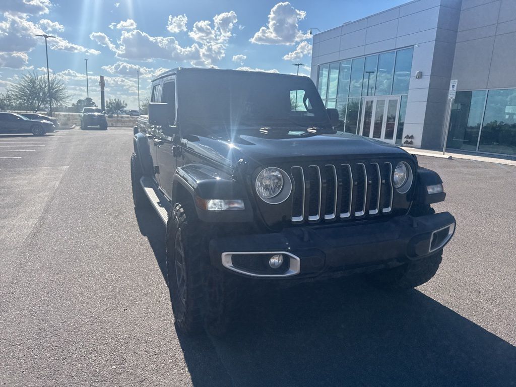 2023 Jeep Gladiator Overland photo 3