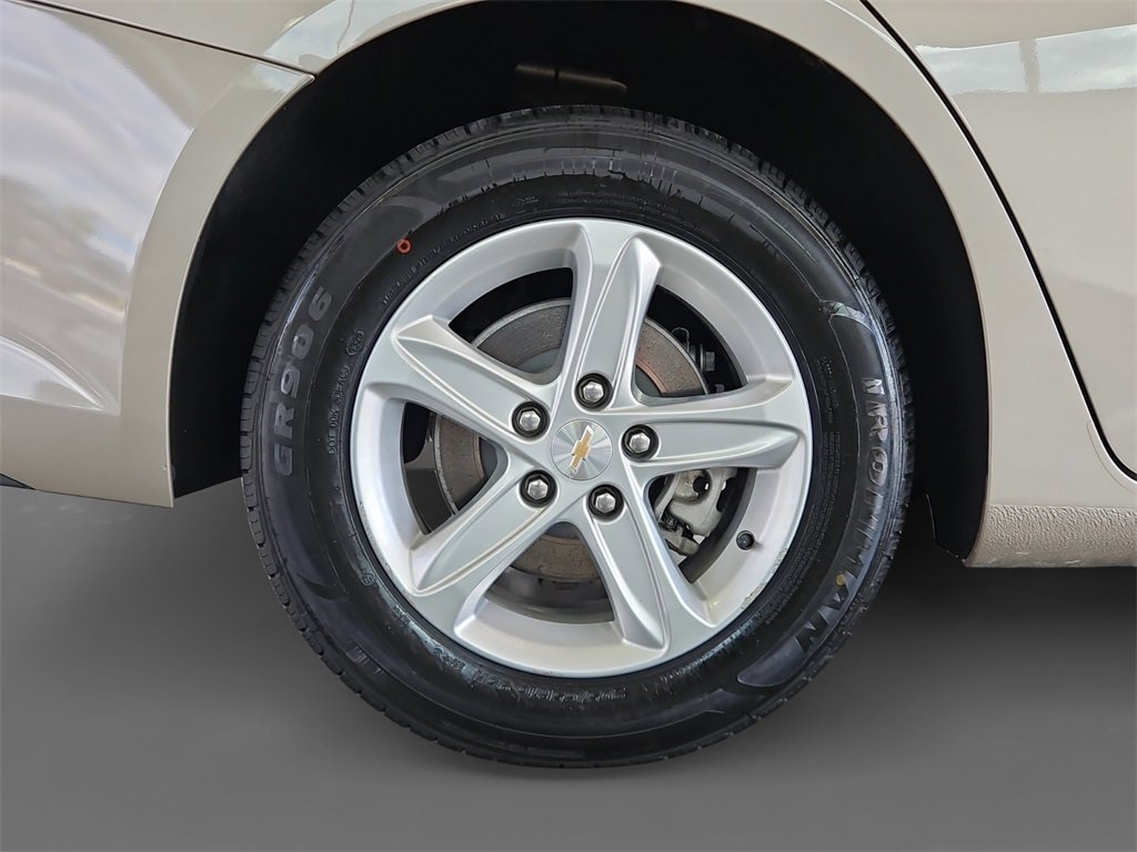 2023 Chevrolet Malibu 1LT photo 10