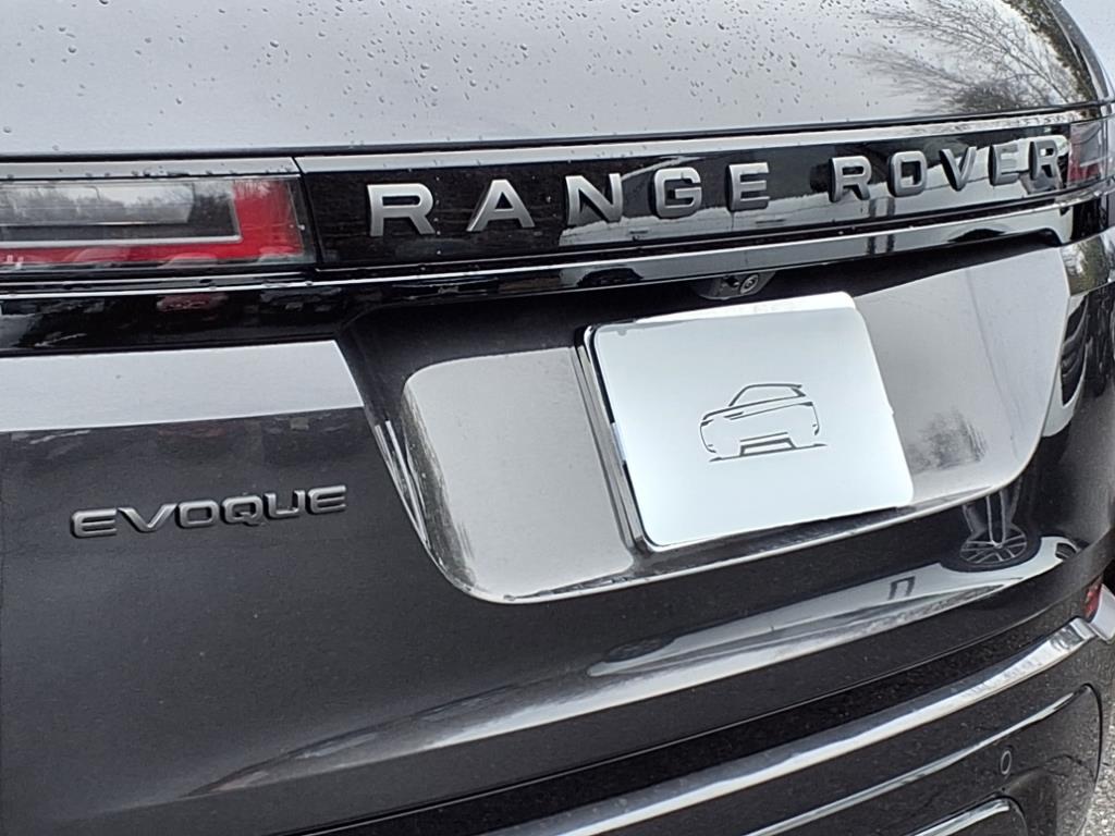 2026 Land Rover Range Rover Evoque Dynamic SE photo 18