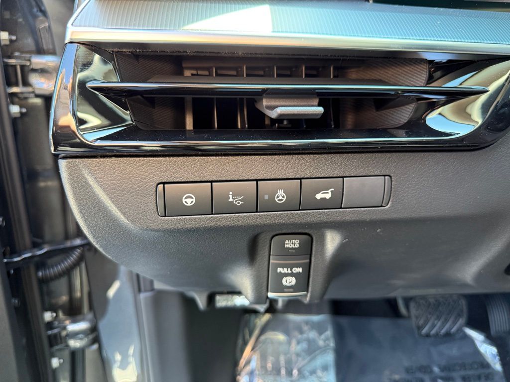 2025 Nissan Murano Platinum photo 4