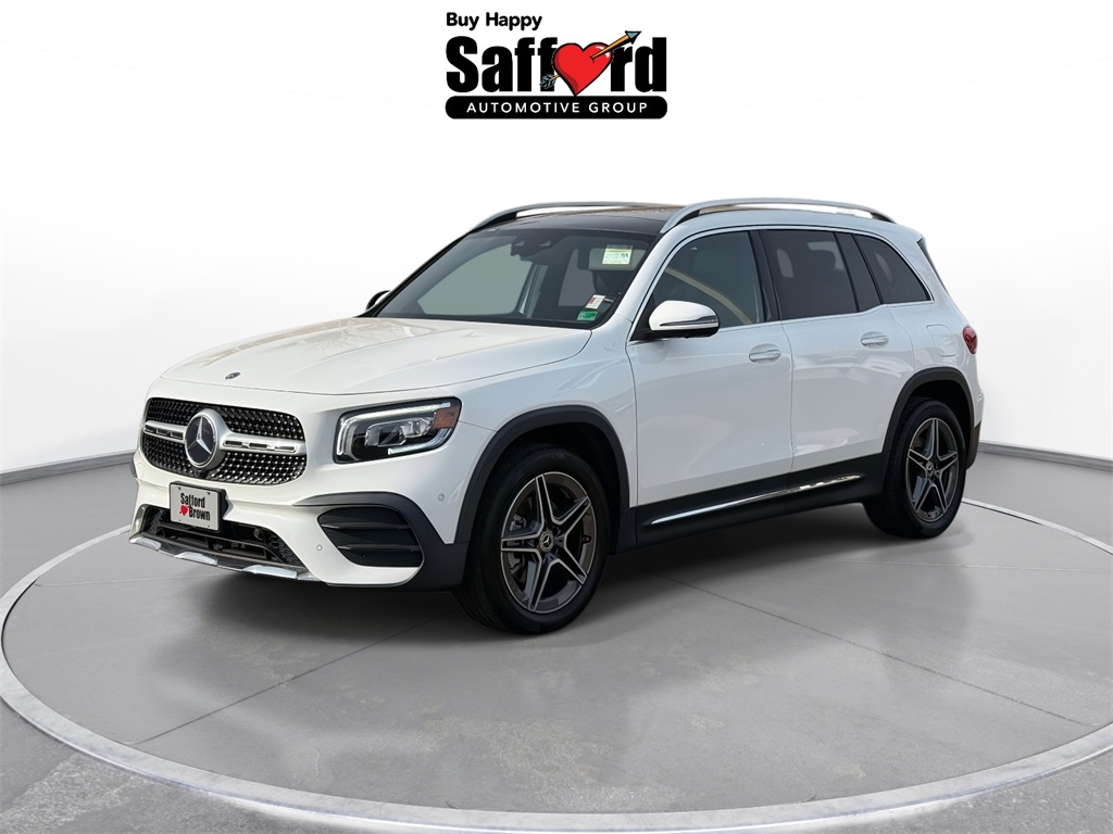 2021 Mercedes-Benz GLB Base's photo