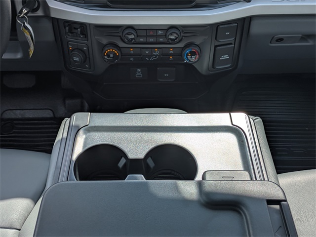 2026 Ford F-350 XL photo 19