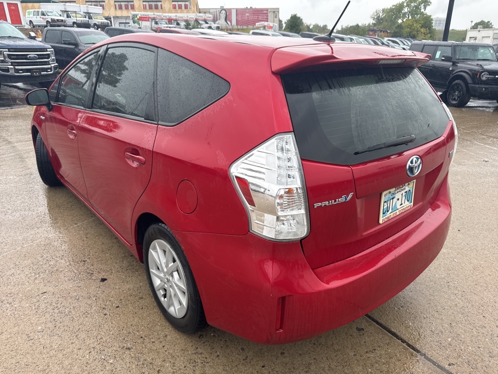 2013 Toyota Prius V Two photo 3