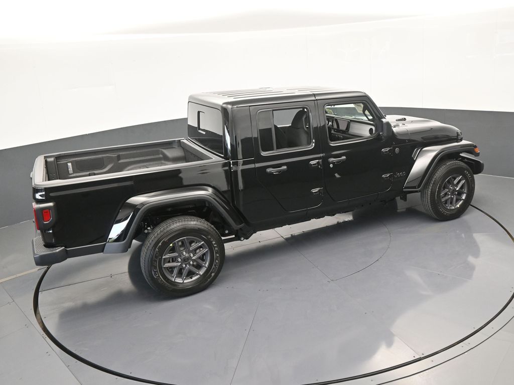2025 Jeep Gladiator Sport S photo 42