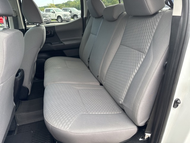 2021 Toyota Tacoma V6 photo 12