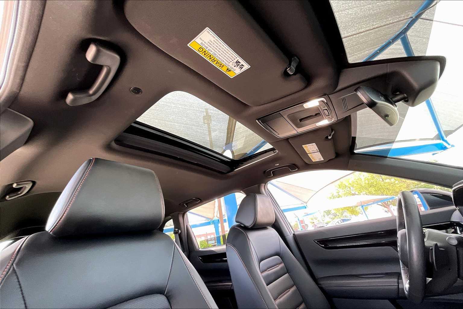 2025 Honda CR-V Hybrid Sport Touring photo 12