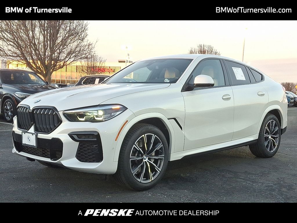 2023 BMW X6 40i's photo
