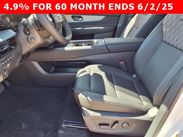2025 Nissan Murano Platinum photo 4