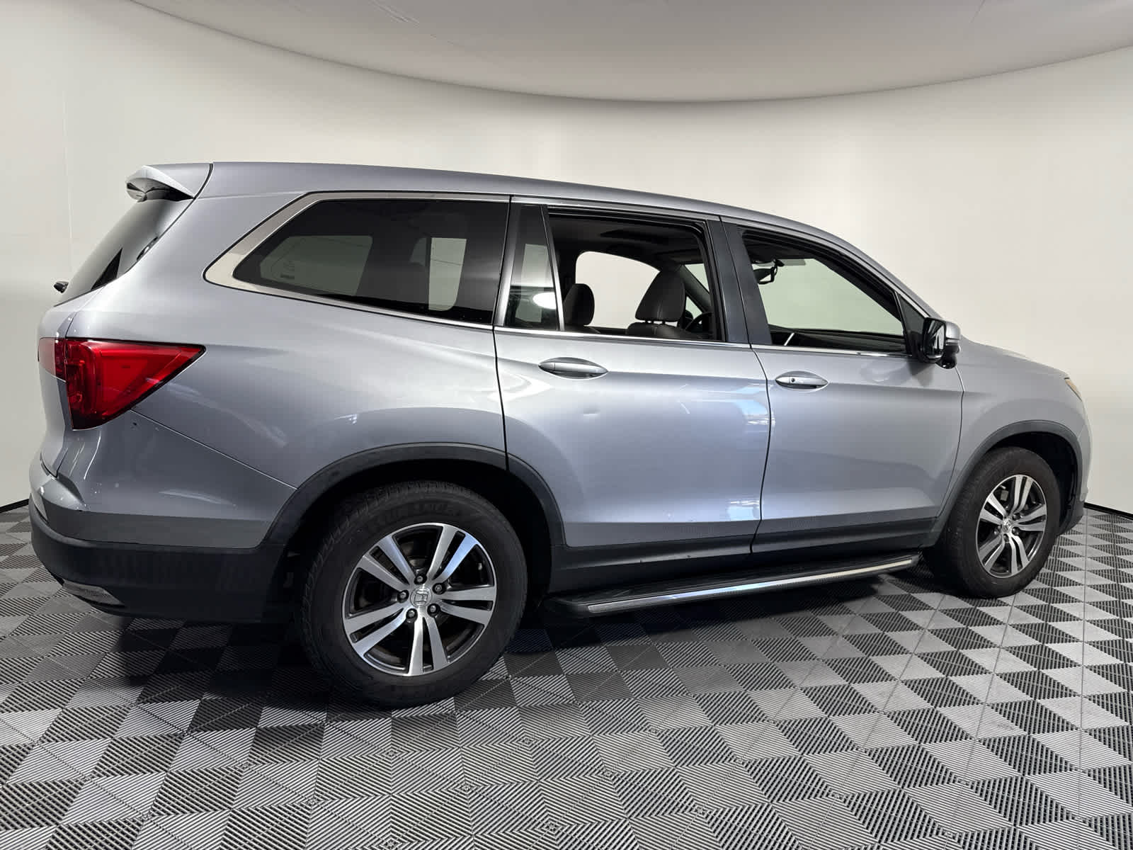 2018 Honda Pilot EX-L photo 7