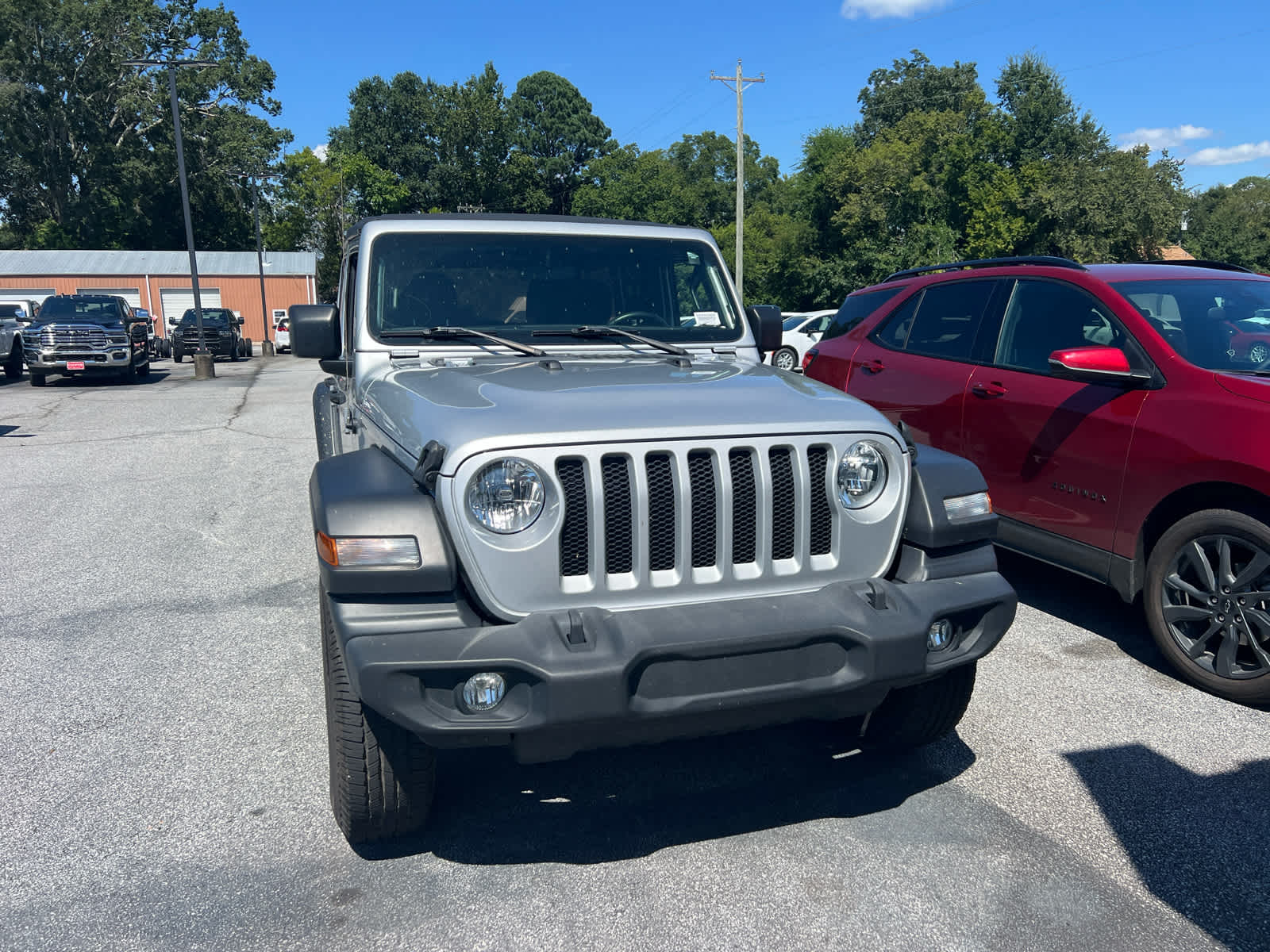 2022 Jeep Wrangler Unlimited Sport S photo 2