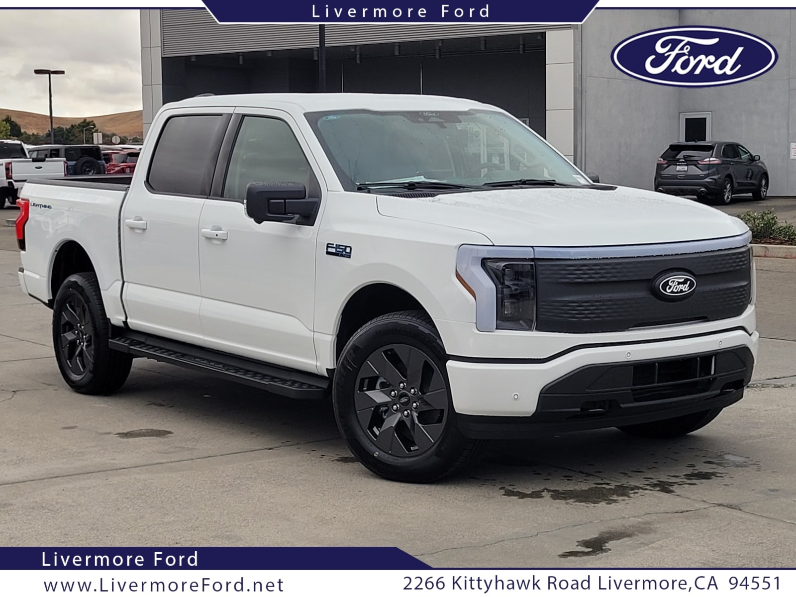 2025 Ford F-150 Lightning Flash's photo