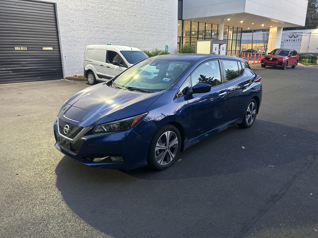 2021 Nissan Leaf SV photo 2
