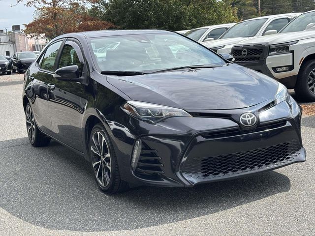 2017 Toyota Corolla XSE photo 3