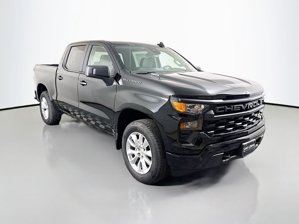 2026 Chevrolet Silverado Custom's photo