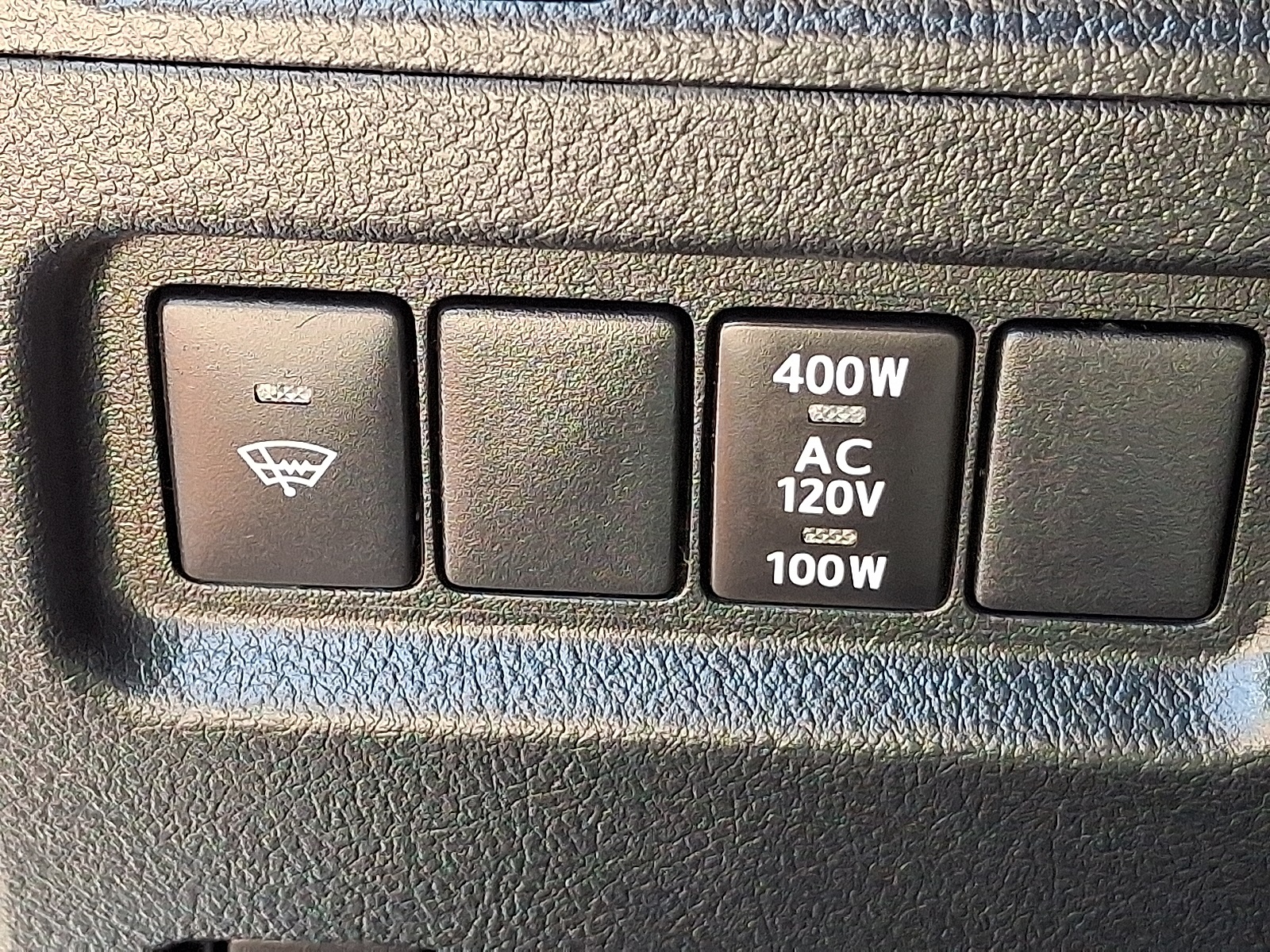 2018 Toyota 4Runner SR5 photo 21