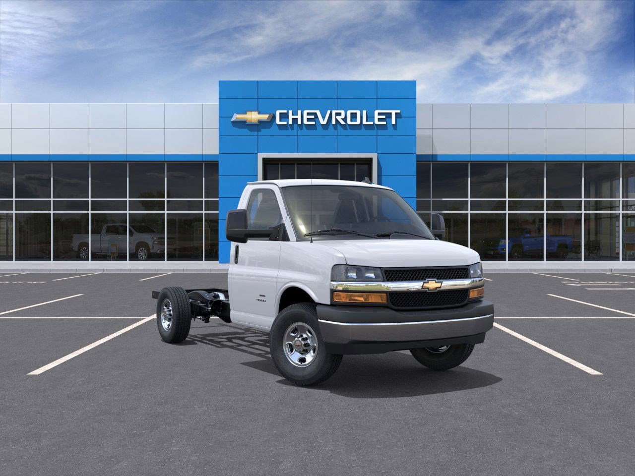 2025 Chevrolet Express Cutaway Base's photo