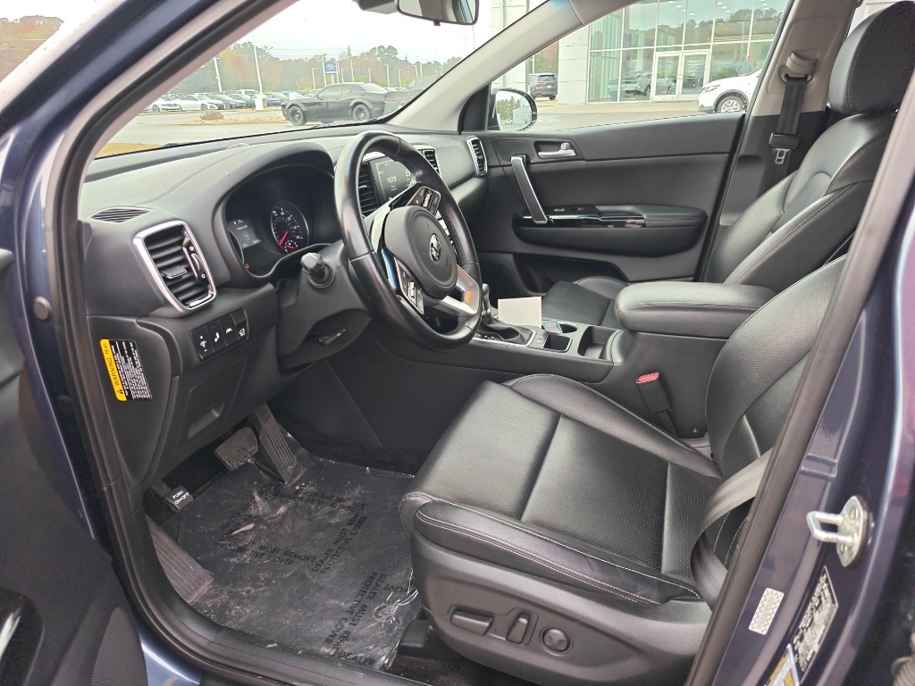 2021 Kia Sportage EX photo 3