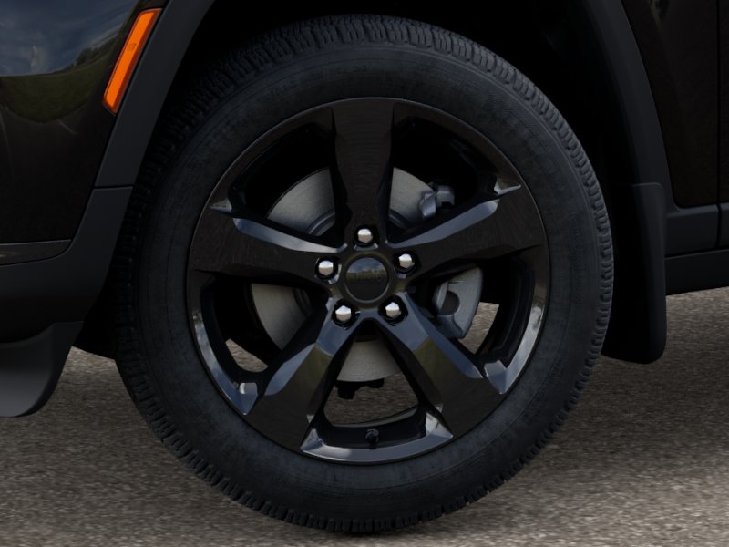 2025 Jeep Grand Cherokee Limited photo 3