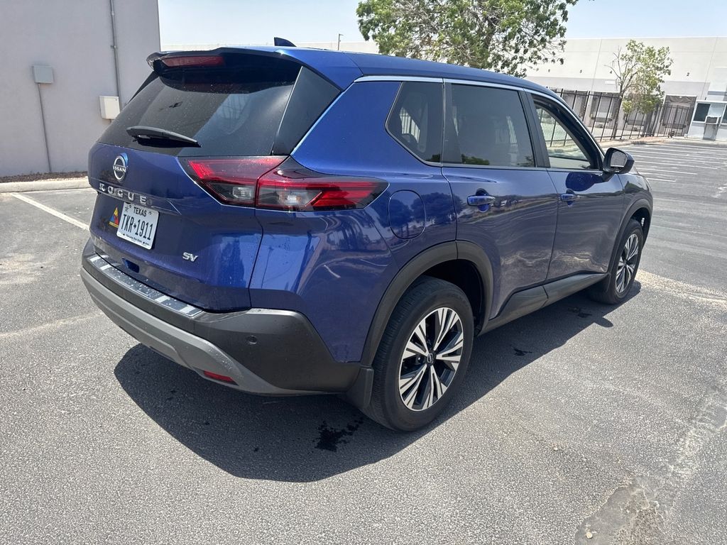 2023 Nissan Rogue SV photo 11