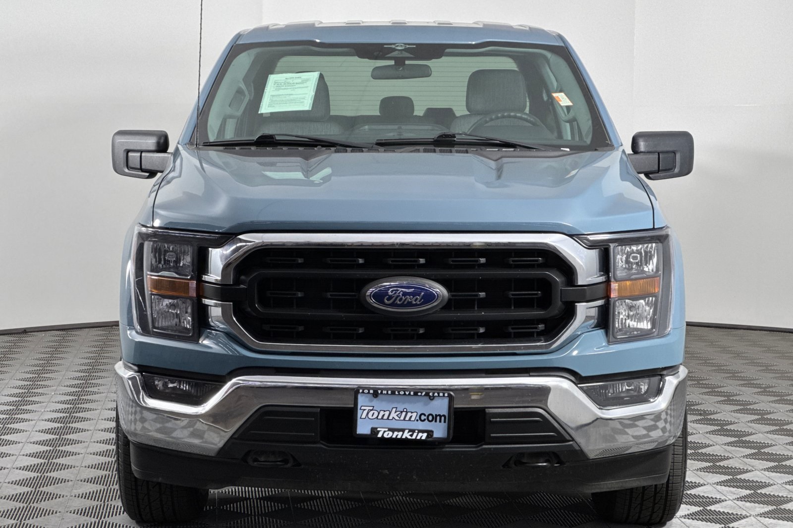 2023 Ford F-150 XLT photo 9