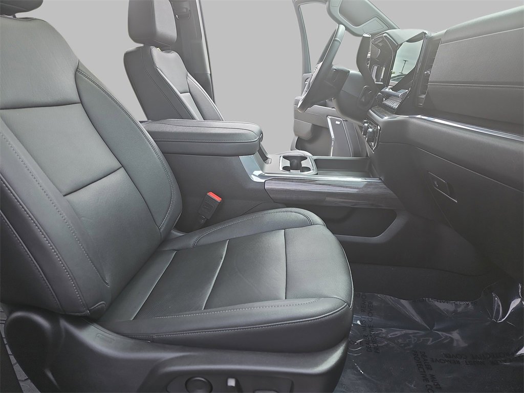 2024 Chevrolet Silverado 2500HD LTZ photo 10