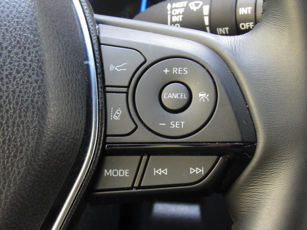 2024 Toyota Venza photo 21