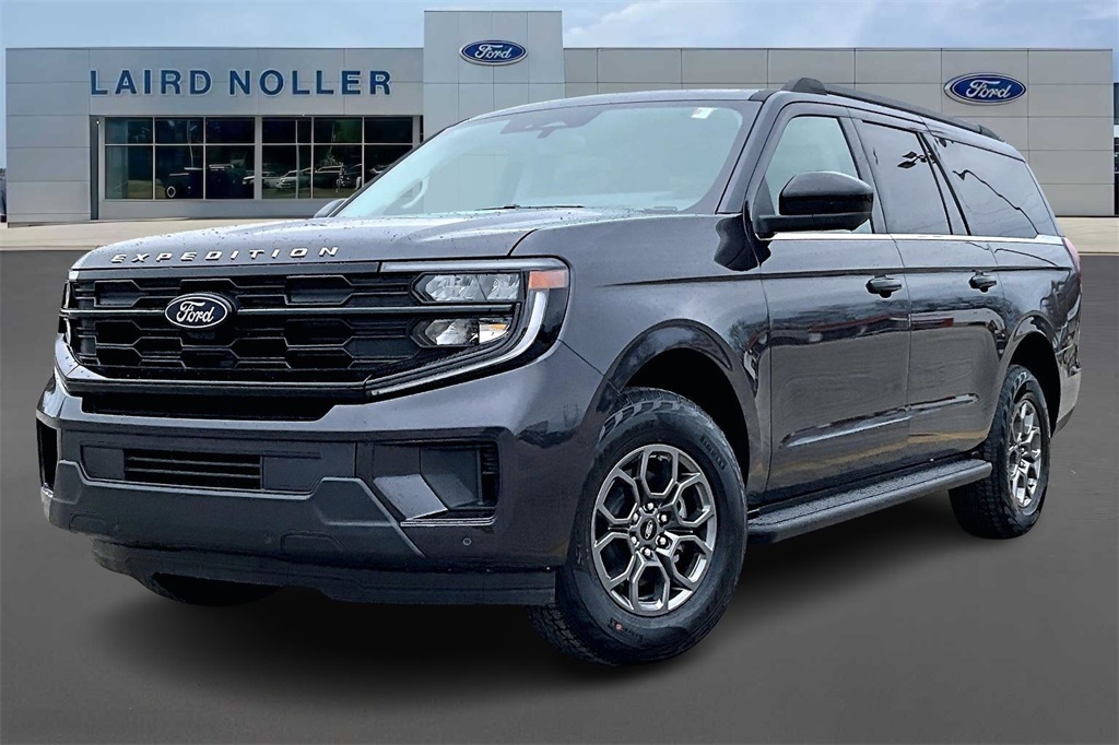 2025 Ford Expedition Active's photo