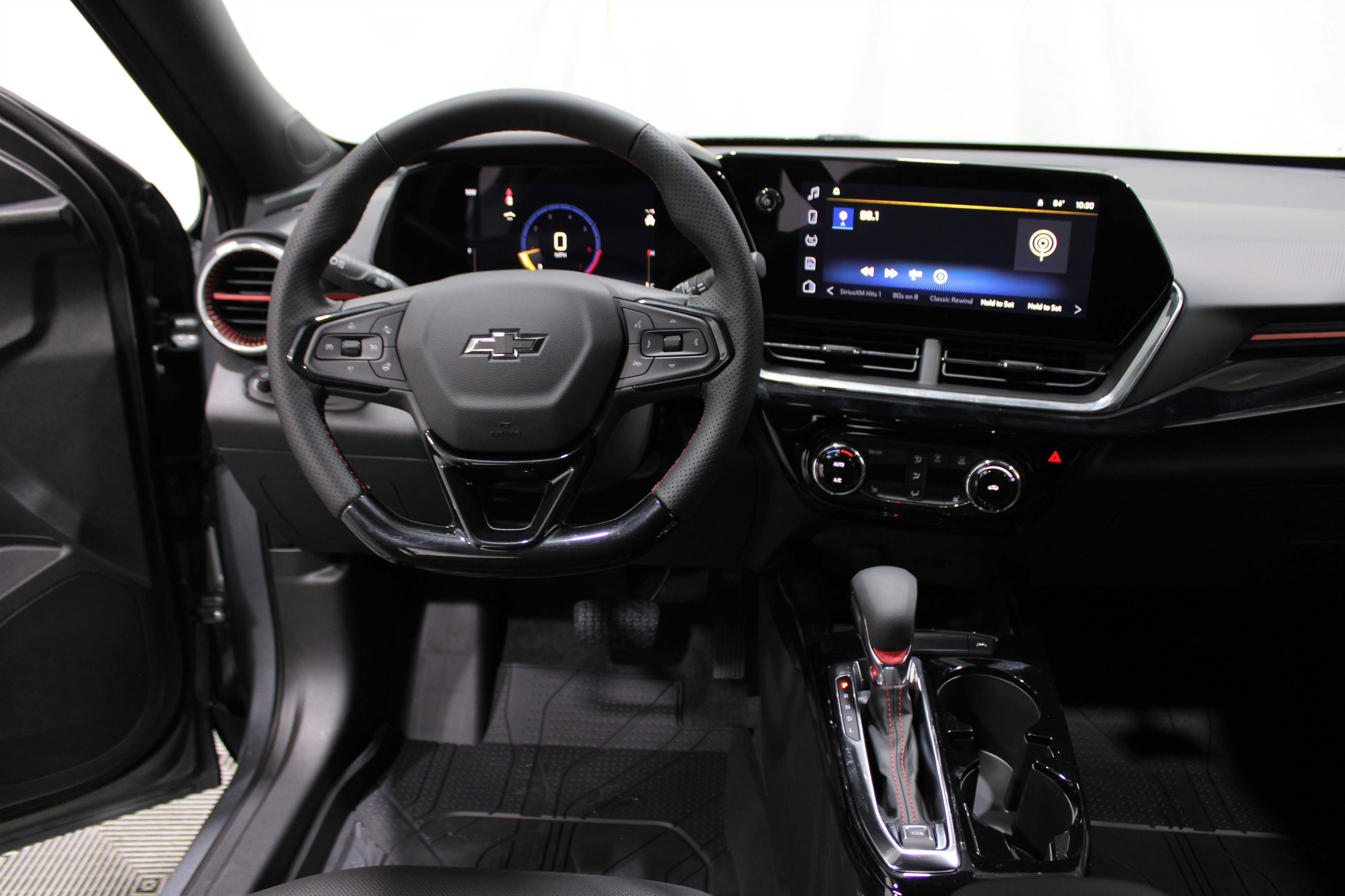 2026 Chevrolet Trax photo 2