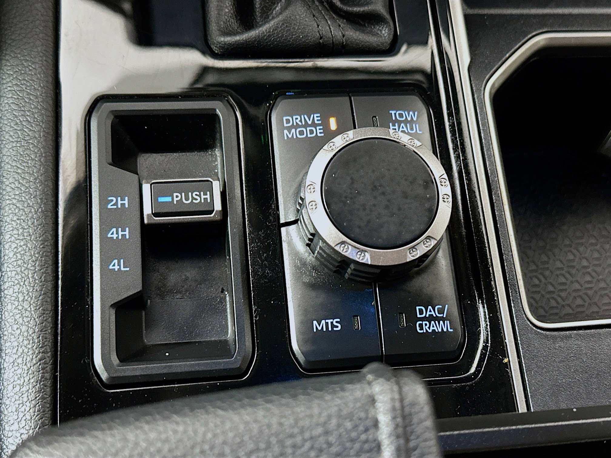 2024 Toyota Tundra Limited photo 18