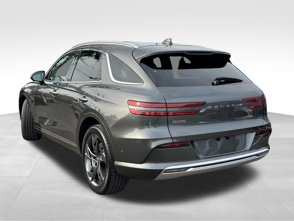 2025 Genesis Electrified GV70 Advanced photo 6
