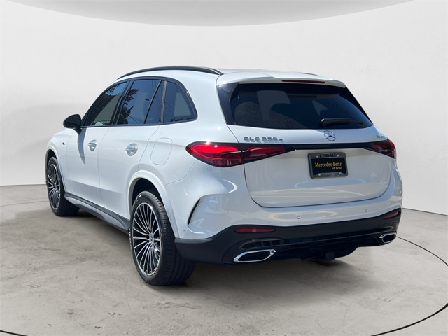 2025 Mercedes Benz GLC 350e 4MATIC photo 3