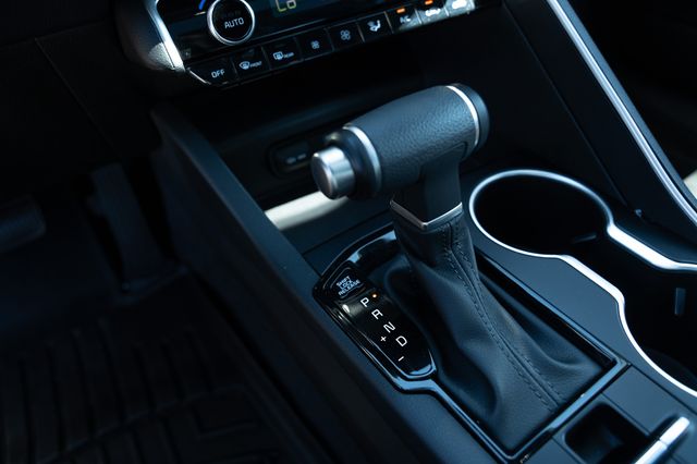 2024 Kia K5 GT-Line photo 30