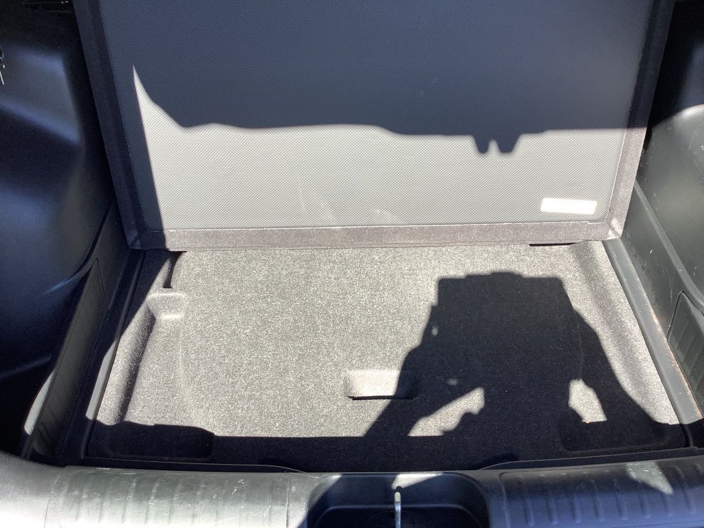 2019 Jeep Cherokee Latitude photo 28
