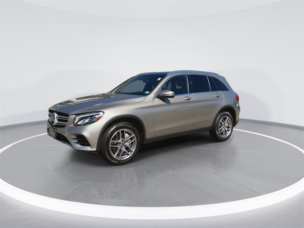 2019 Mercedes Benz GLC 300 4MATIC photo 4