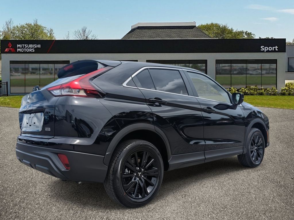 2025 Mitsubishi Eclipse Cross LE Ralliart photo 3